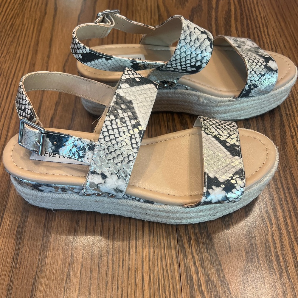 Steve Madden Fifer Sz 8 - Snake Print Espadrille Platform Sandals
